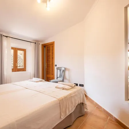 Hébergement de vacances Townhouse Horta Den Menut By Sunvillas Mallorca *