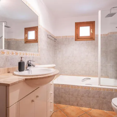 Townhouse Horta Den Menut By Sunvillas Mallorca